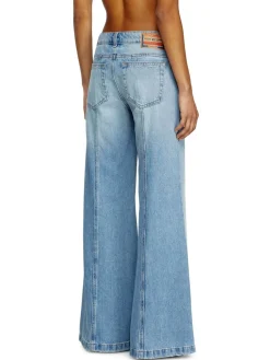 D Akii Jeans