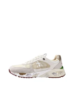 Mased Sneakers