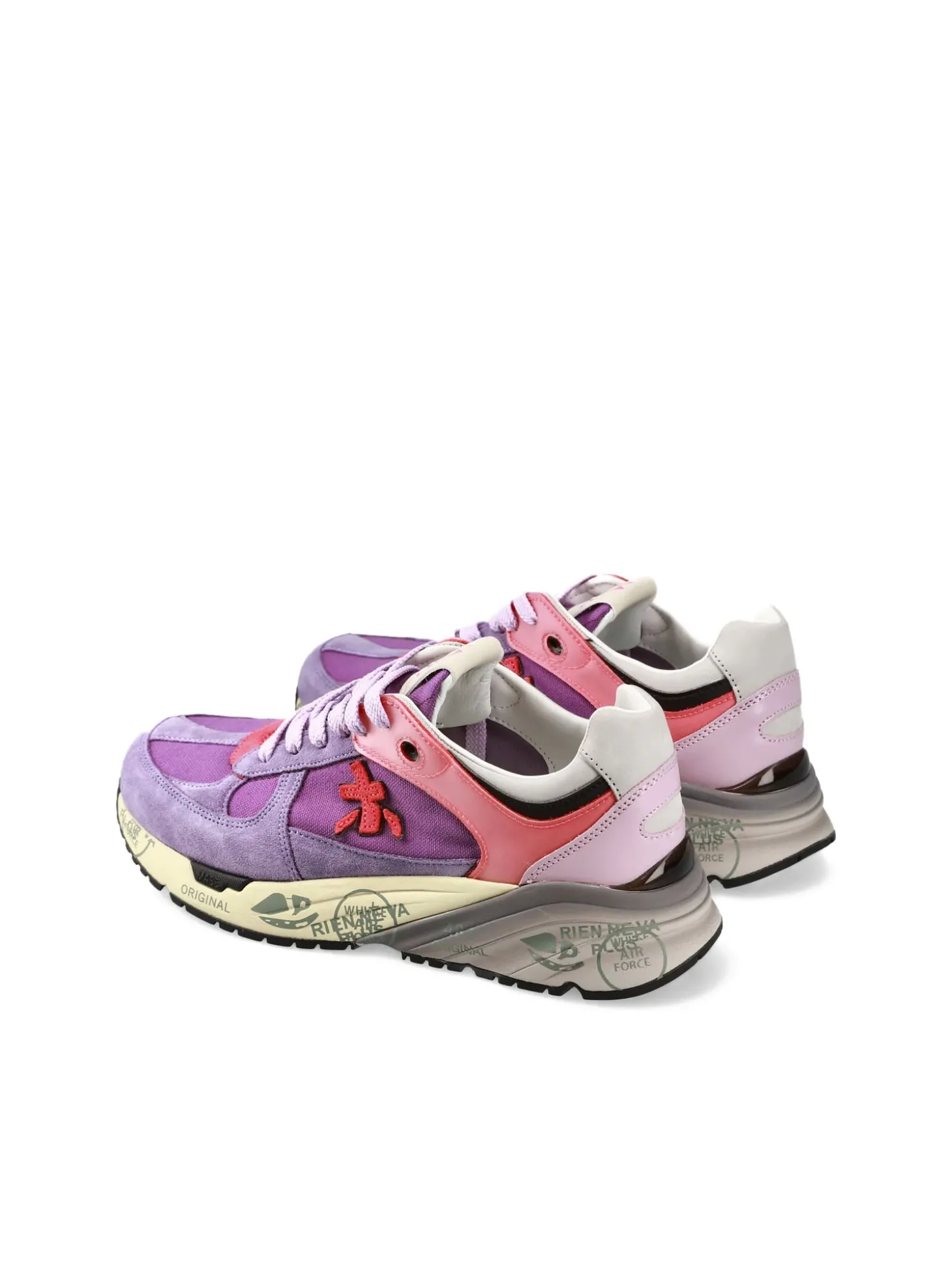 Mased Sneakers