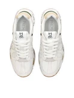 Mased Sneakers