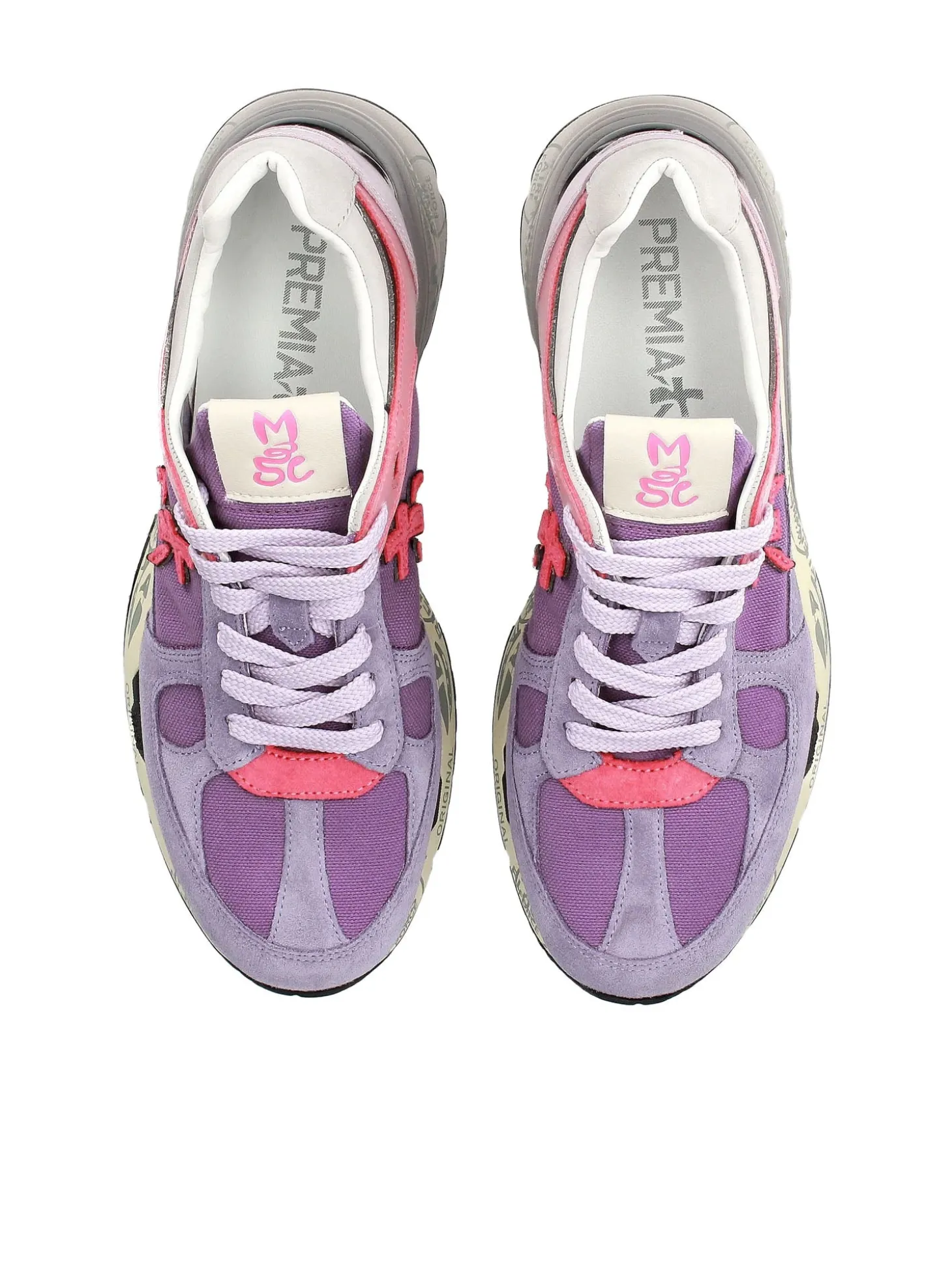Mased Sneakers