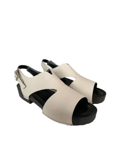 Nat Shoes