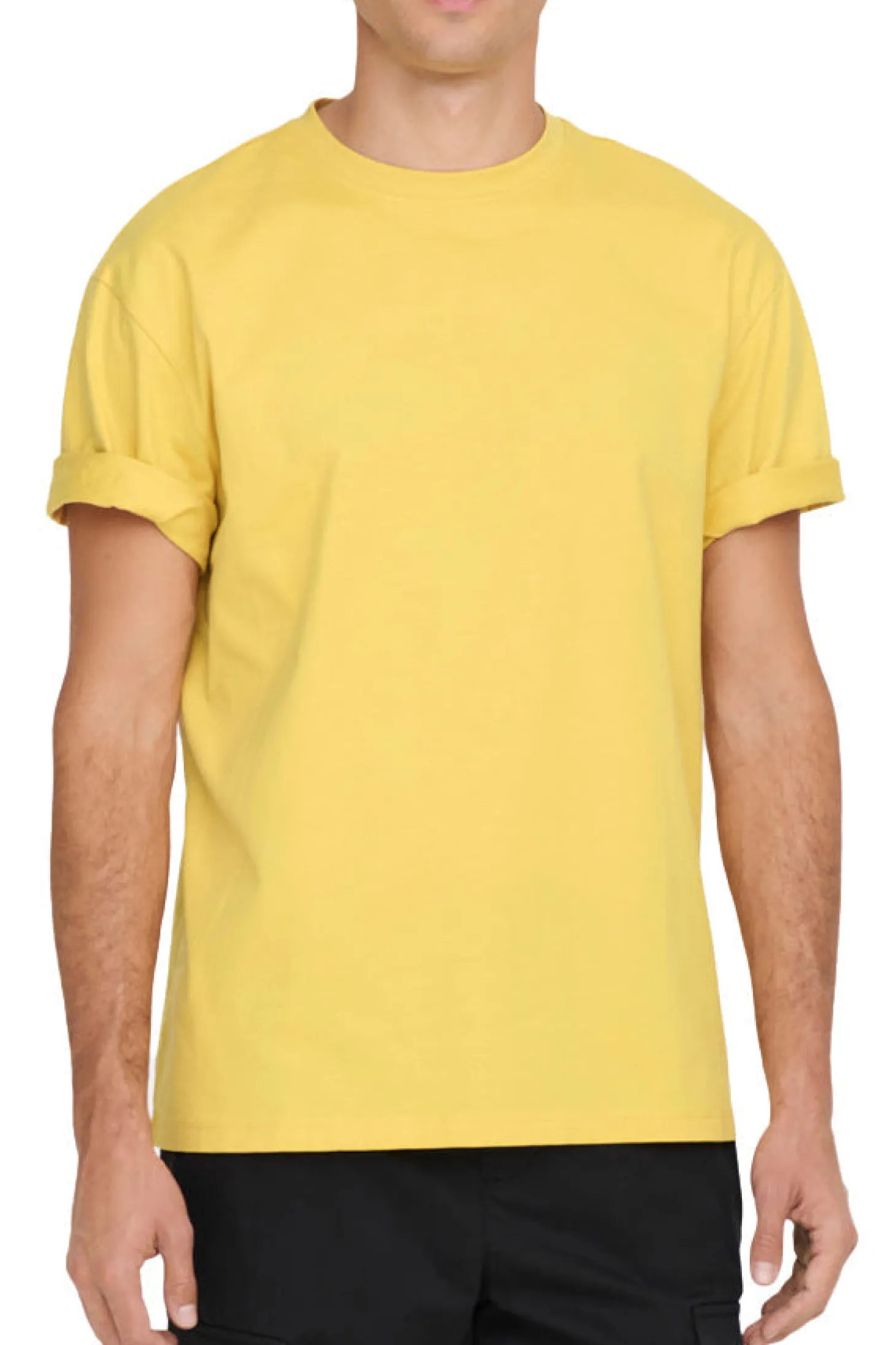 RELAXED FIT ROUND NECK T-SHIRT