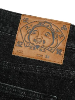 Washed Seagull Embroidery Fashion Fit Jeans